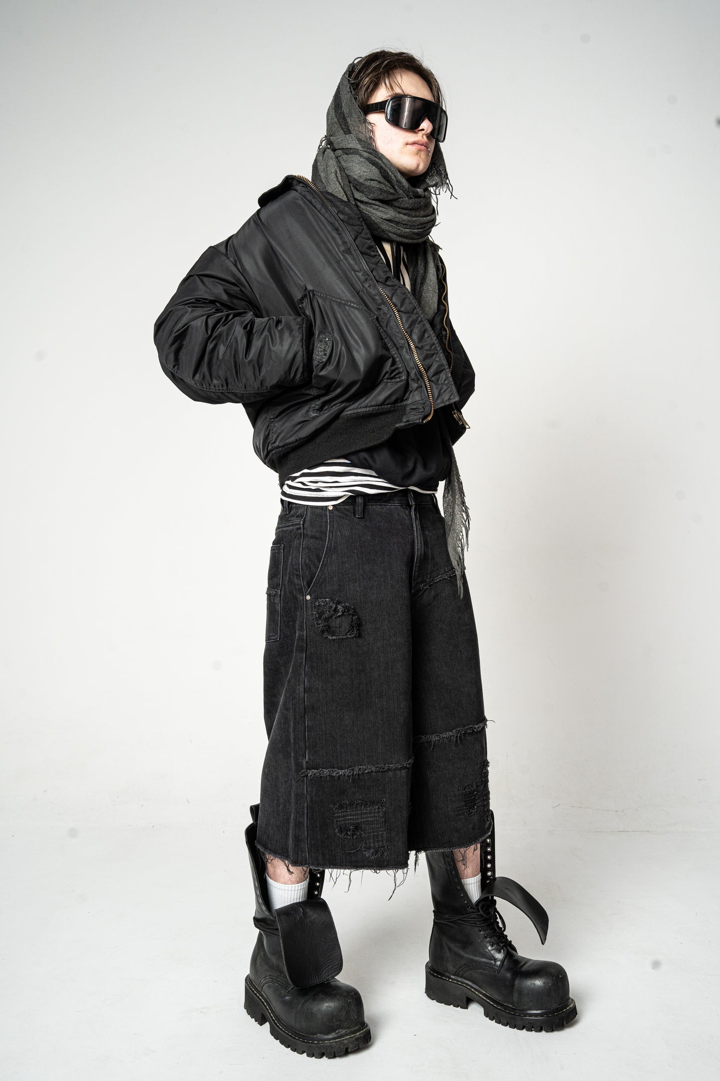 COAL REPAIRED SHORTS [PREORDER]