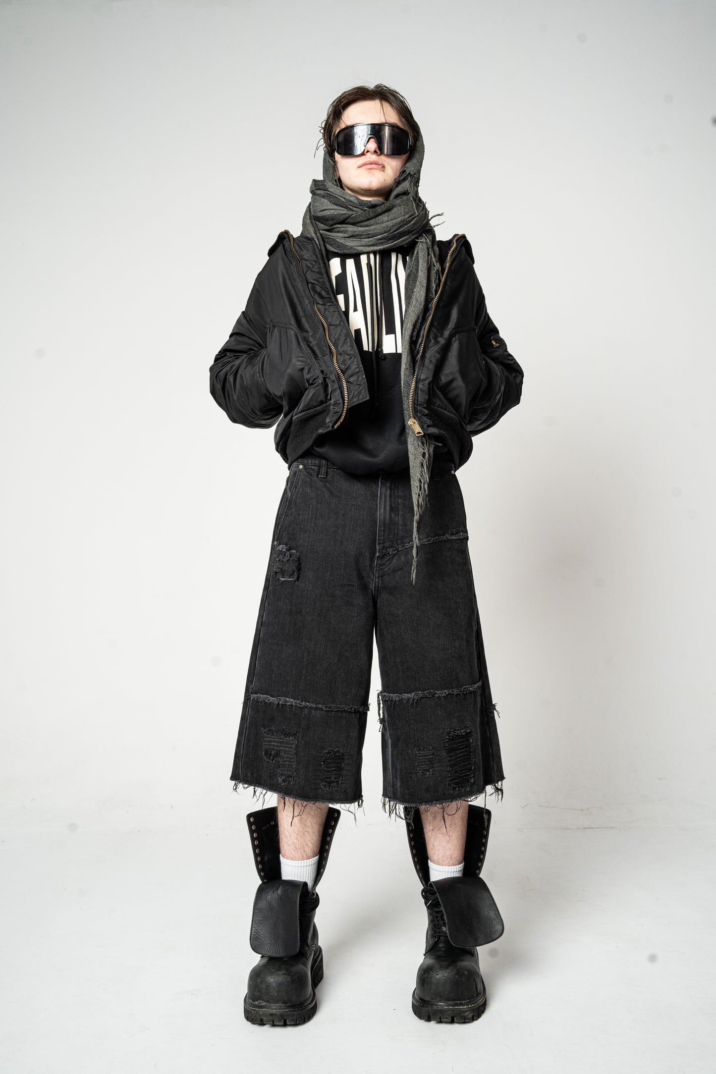 COAL REPAIRED SHORTS [PREORDER]